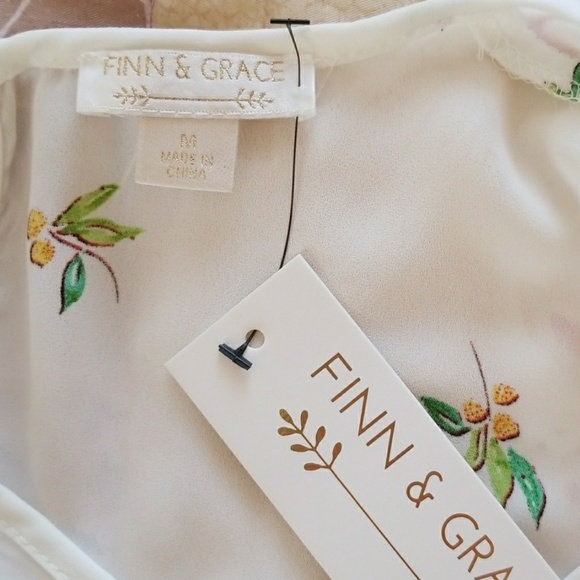 Breezy patterned top - Picture 3 of 3